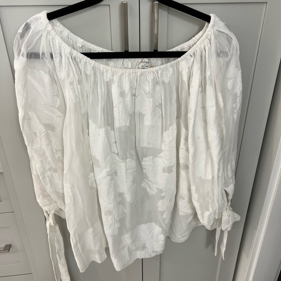 Wilfred calypso blouse NWT size small - Picture 3 of 4
